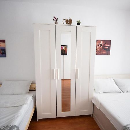 Aurel Vlaicu Apartment- Gara Brasov Luaran gambar